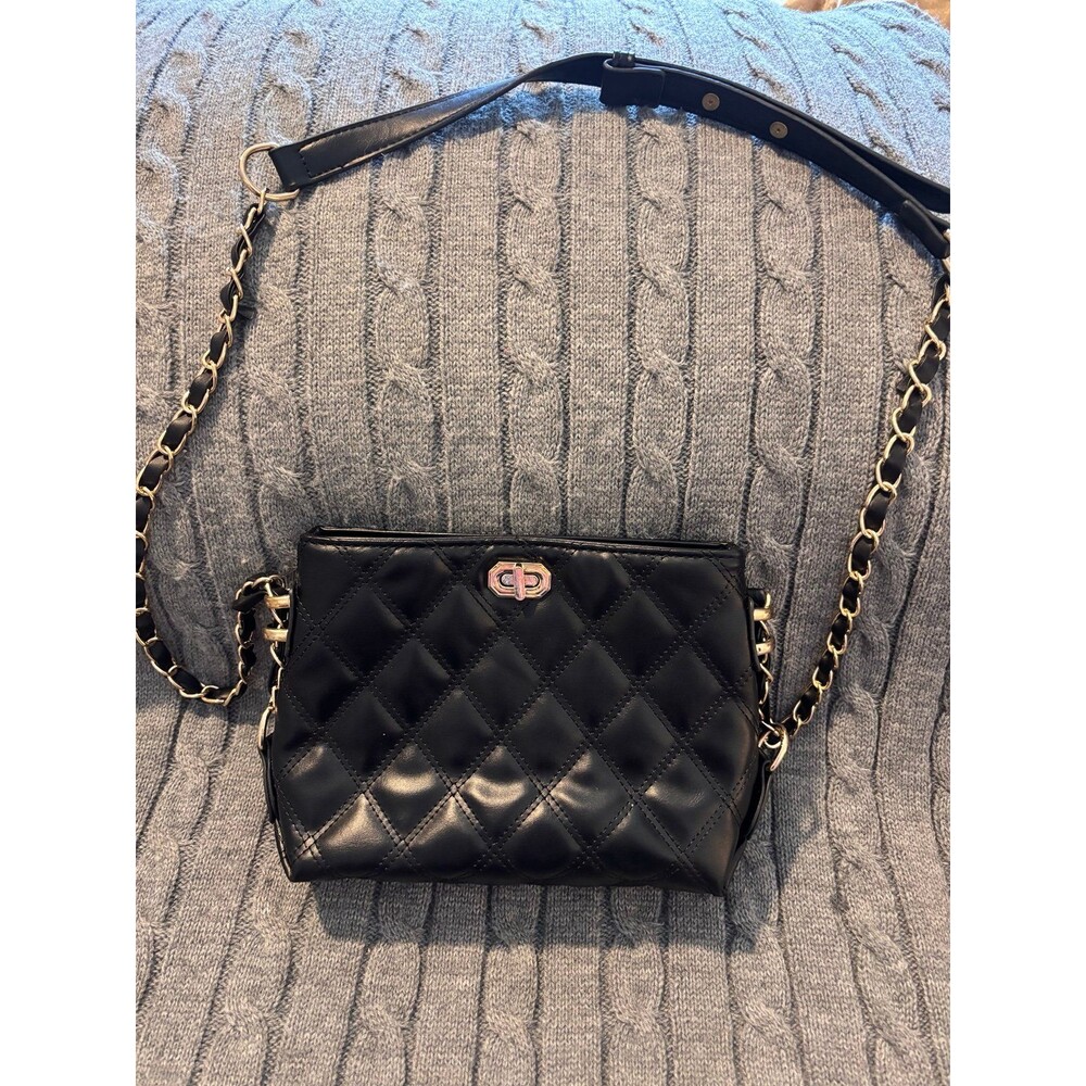 Unbranded Black Quilted Crossbody Bag | Classic Turnlock Chain Strap Mini Should